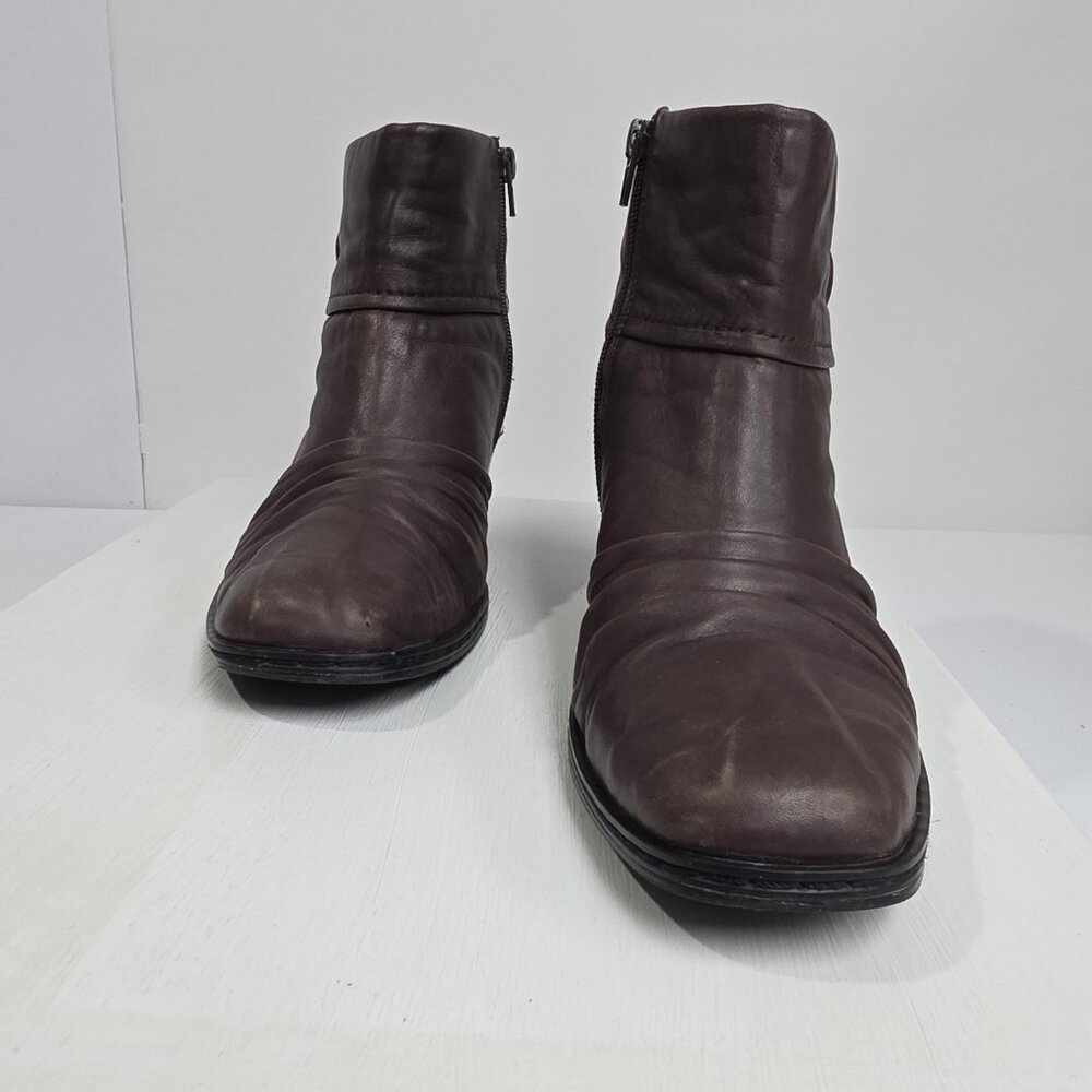 Brown Leather Ankle Boots Womens Size 7.5 W Zip Block Heel Booties Casual - Picture 3 of 9